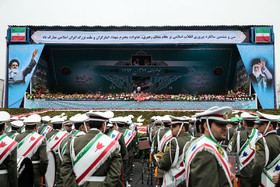 حضور رییس‌جمهور در راهپیمایی ۲۲ بهمن